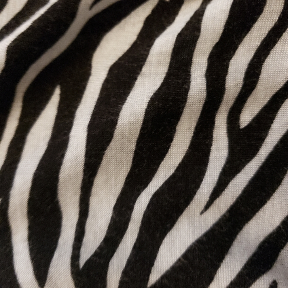 Michael Kors "Zebra Print" top - Picture 6 of 12